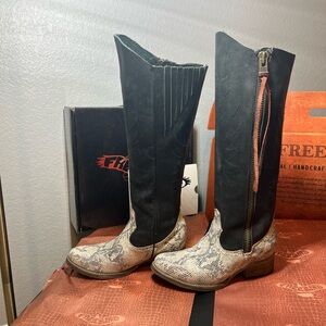 Freebird by Steven brand new Black and Tan Heeled Boots